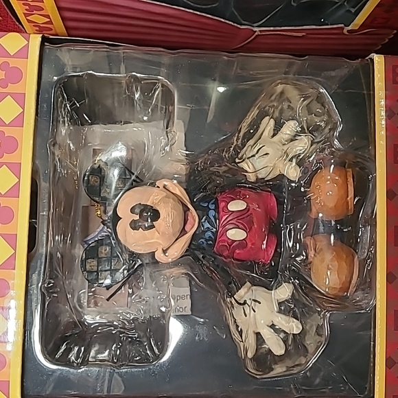 Jim Shore Disney Mickey & Minnie Marionette - Picture 9 of 12